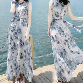 2023夏季新款装裙子修身无袖连牛奶丝衣裙长裙海边度假沙滩裙圆领