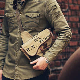 复古军式风胸包水洗厚帆布拼接牛皮男士哈雷斜挎包做旧休闲马鞍包