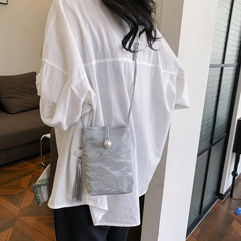 Nicho Zhong superfuego mini bolso de teléfono móvil de hombro para mujeres 2024 nuevo estilo de moda de verano versátil bolso de hombro de moda