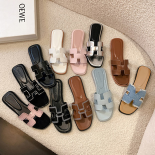 French-Style Small Fragrance Flat Slippers for Women, Summer Outdoor Fashion 2025 New Summer with Dress, Internet Celebrity Outdoor Sandals