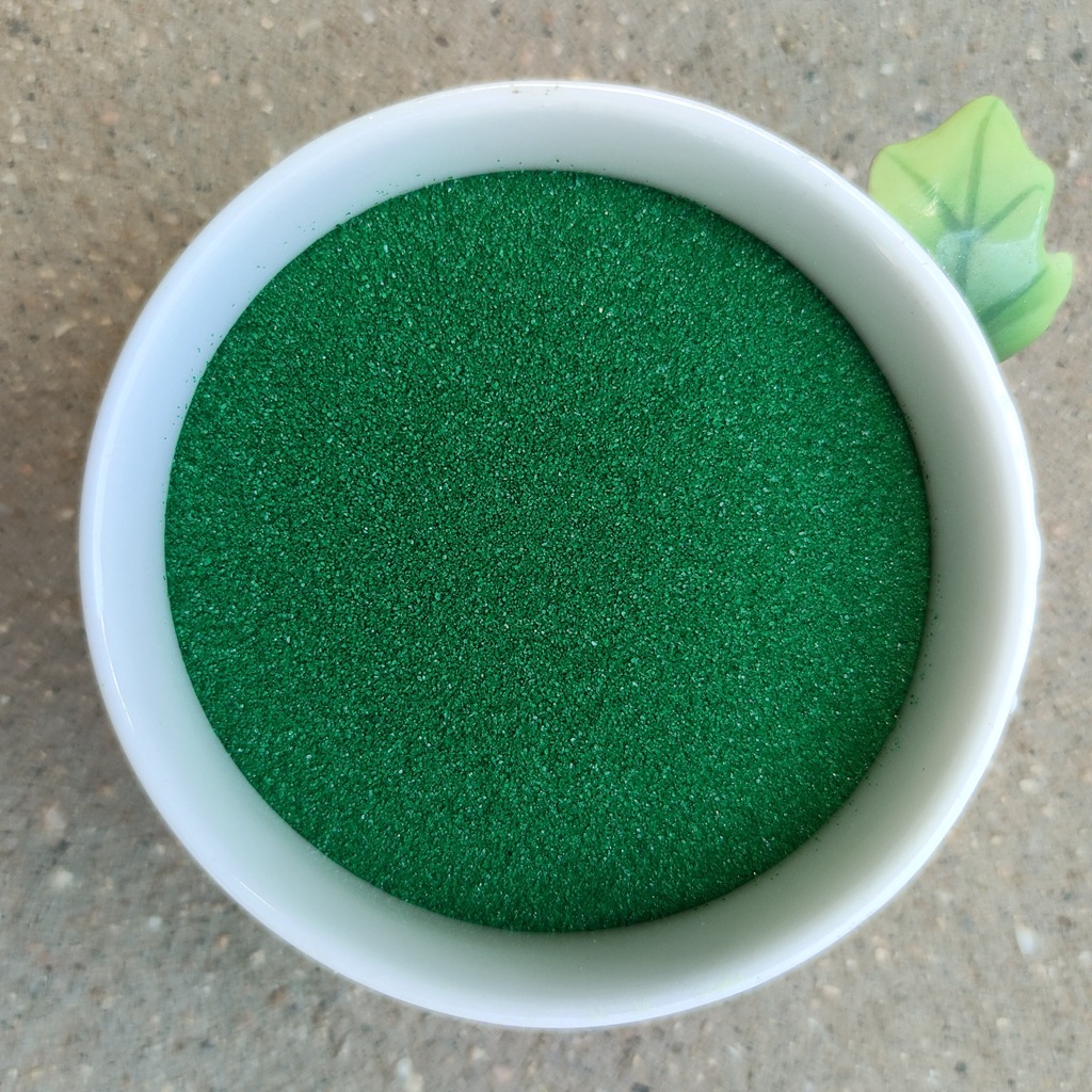 Большой зеленый