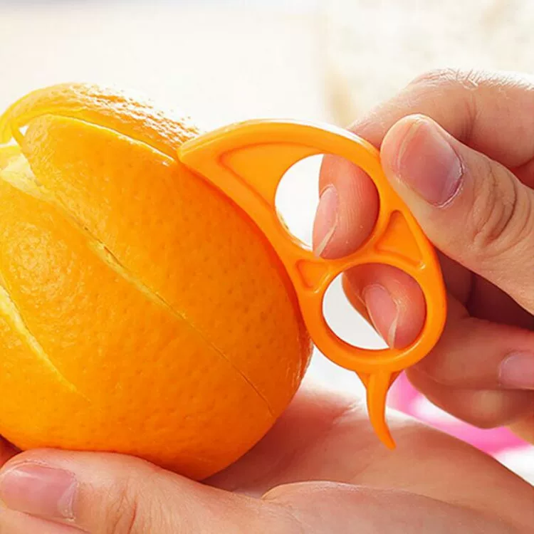 Fruit peeler mouse‑shaped handheld citrus peeler, dual‑blade plastic, compact orange