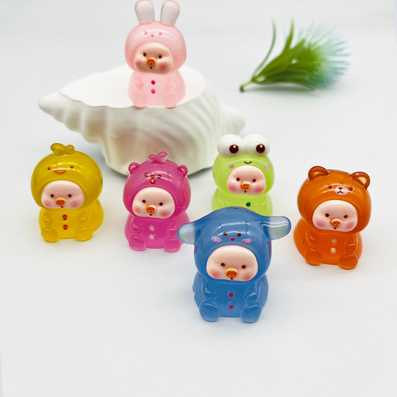 빛나는 만화 루비 돼지 스테레오 DIY 액세서리 수지 액세서리 귀여운 자동차 장식품 수제 키 체인 트렌디 플레이