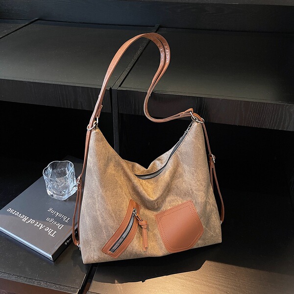 Retro capacious demi-season one-shoulder bag