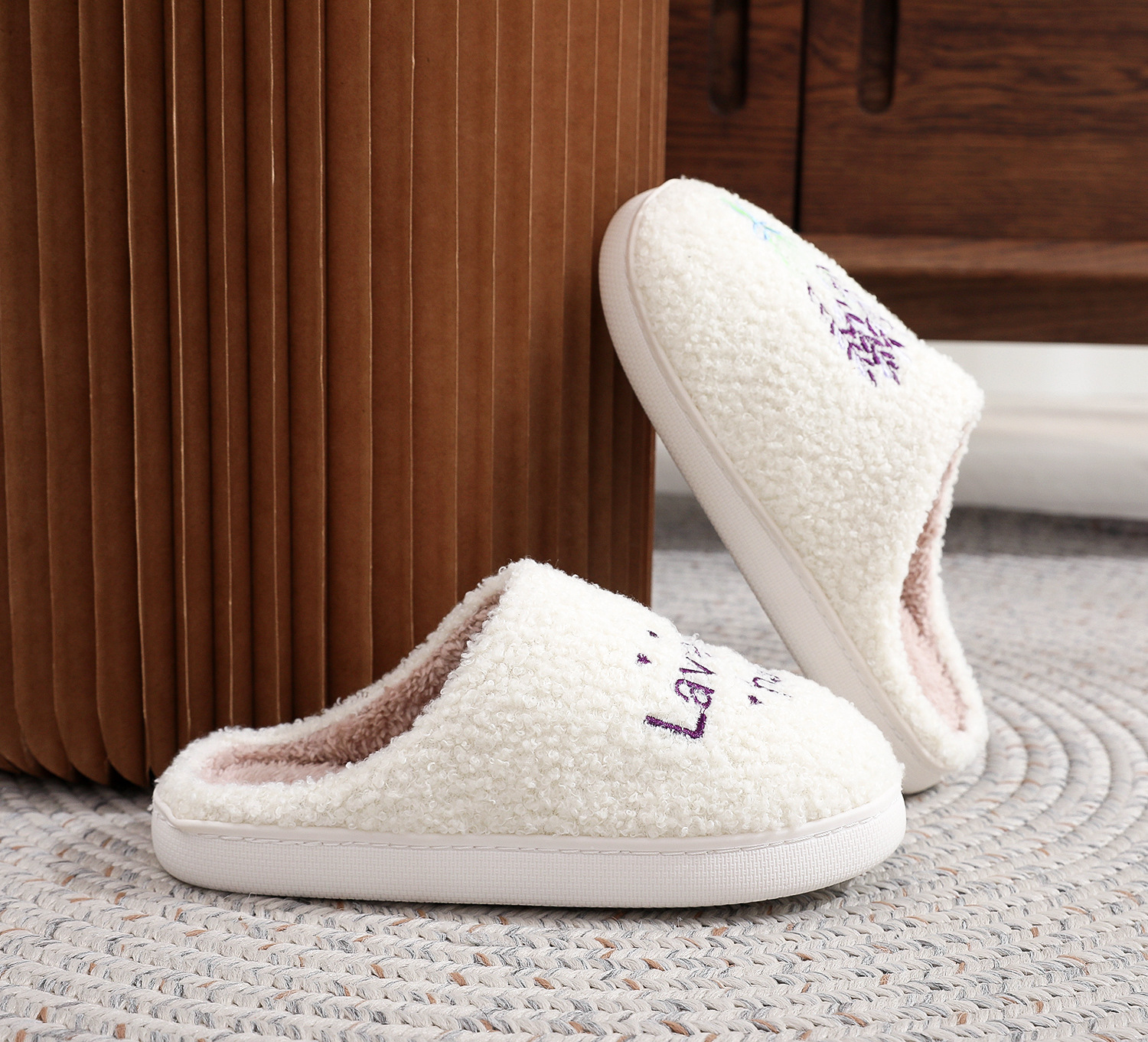 Unisex Casual Cartoon Round Toe Cotton Slippers display picture 1