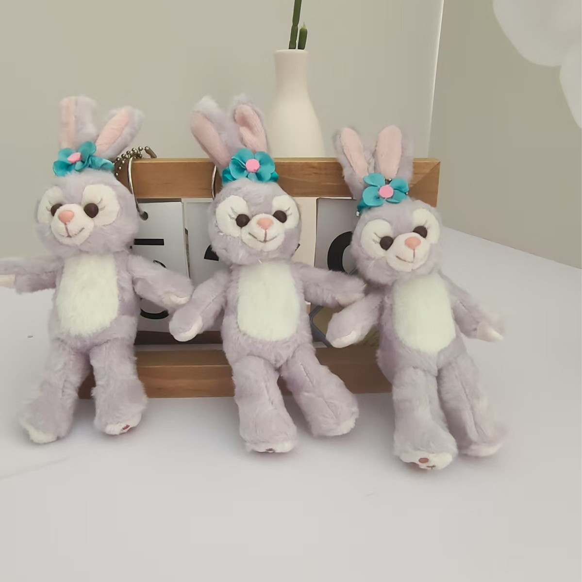 现货星黛露芭蕾兔毛绒钥匙圈扣环包挂件礼物上海迪士尼批发公仔