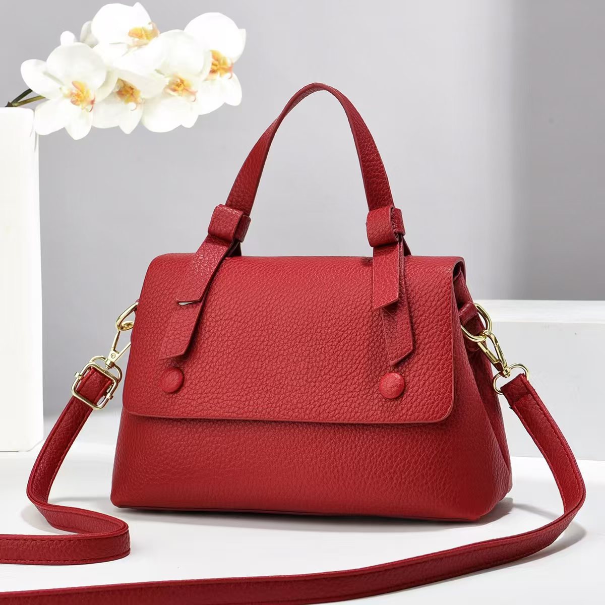 Bolso bandolera imprescindible para niñas ligeras Bolso bandolera de mujer Bolso diagonal de silla de montar 2025 Bolso diagonal de nueva moda Pequeño