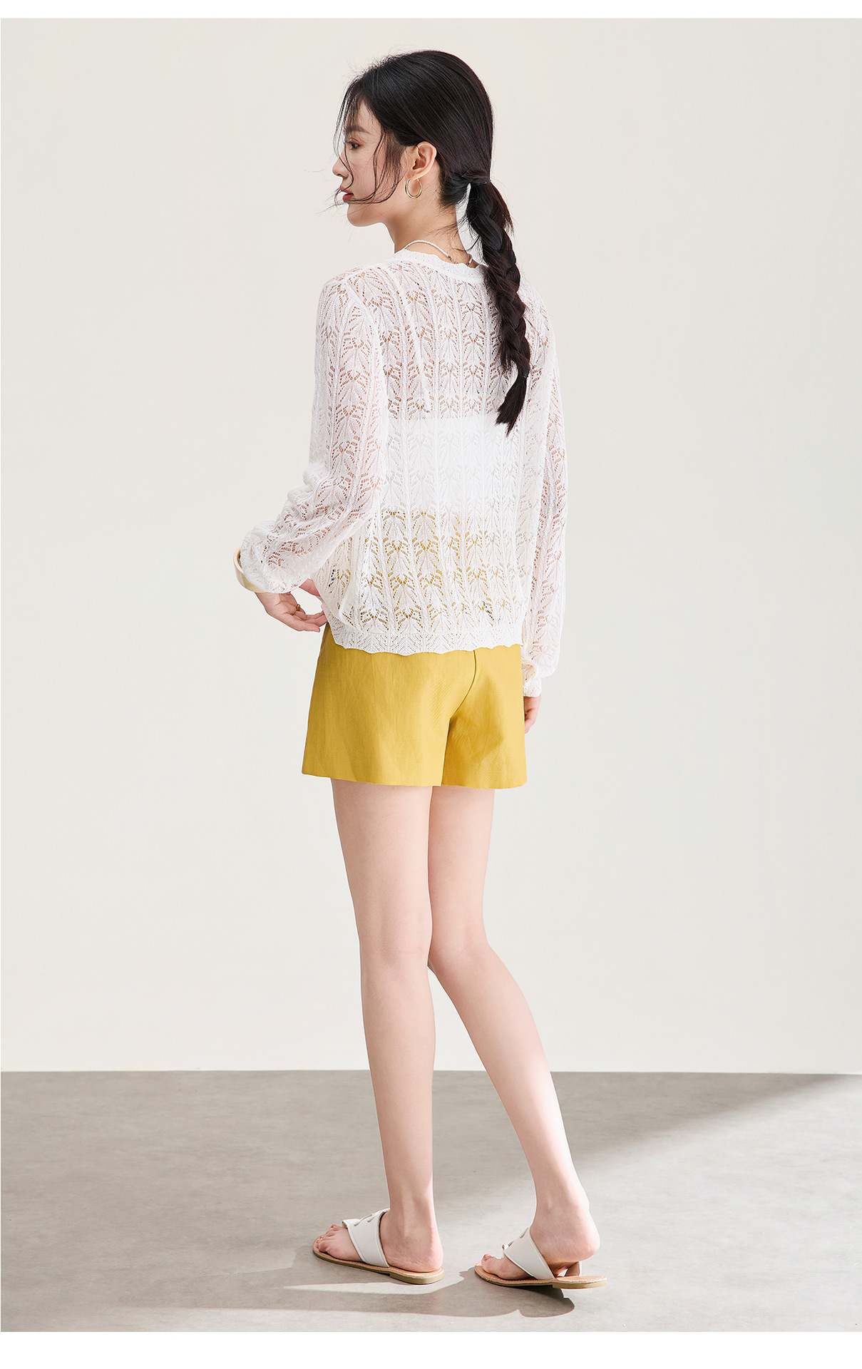 Áo cardigan cổ tròn họa tiết hoa móc nổi thiết kế mỏng nhẹ — màu trắng chi tiết 21