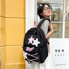 かばんの女性の新型の韓国版の原宿の大容量のかわいい星の中学生のランドセルのinsの少女の星のリュックサック