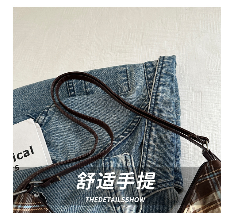 A new 2024 trendy and stylish backpack for women, featuring a cartoon checkered single-shoulder crossbody bag and a tote bag Item Picture