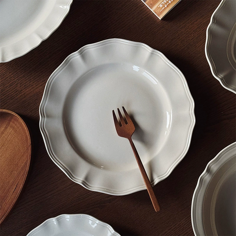 Прямые поставки с фабрики: классические средневековые десертные и обеденные тарелки, суповые тарелки оптом