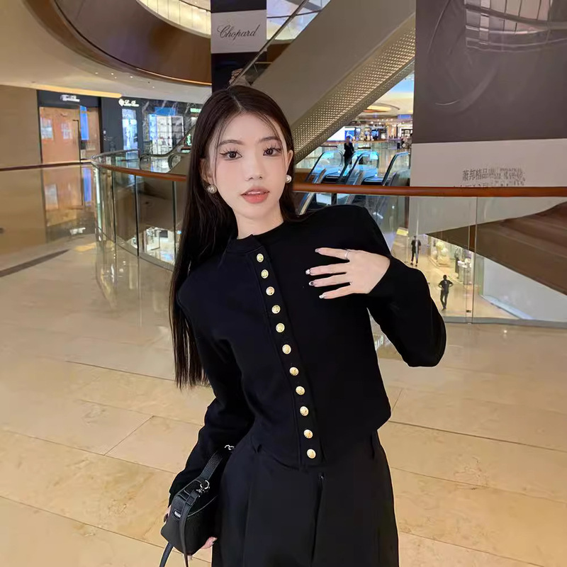[Factory in stock] Black Chanel Style Coat Women's Autumn Top Slim Sweater Long Sleeve Short Knitted Cardigan