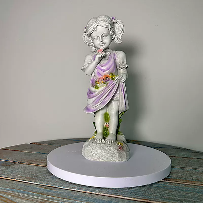 跨境新款花园庭院摆件太阳能女孩树脂工艺品户外太阳能发光花朵