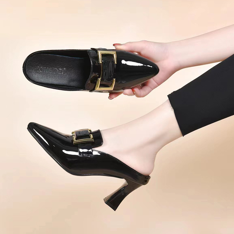 Giày mule nữ mũi nhọn da bóng gót thấp kiểu Pháp — Màu đen