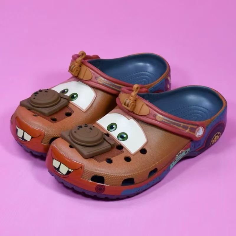 2025 Pokémon Collaboration Clogs for Adults and Children, Parent-Child Style, Beach Closed-Toe Sandals, Wholesale Thick-Soled