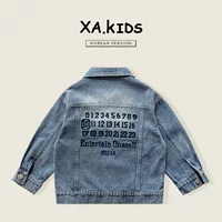 Xian'o 2024 осень новая детская одежда для детей корейский алфавит топ для мальчиков и девочек дикий красивый джинсовый пиджак