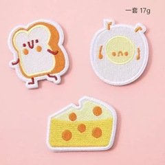 クリエイティブでキュートで多用途なパンとオムレツのベルクロ刺繍布ステッカー、ジュエリーとアクセサリー、卸売、自社生産、販売