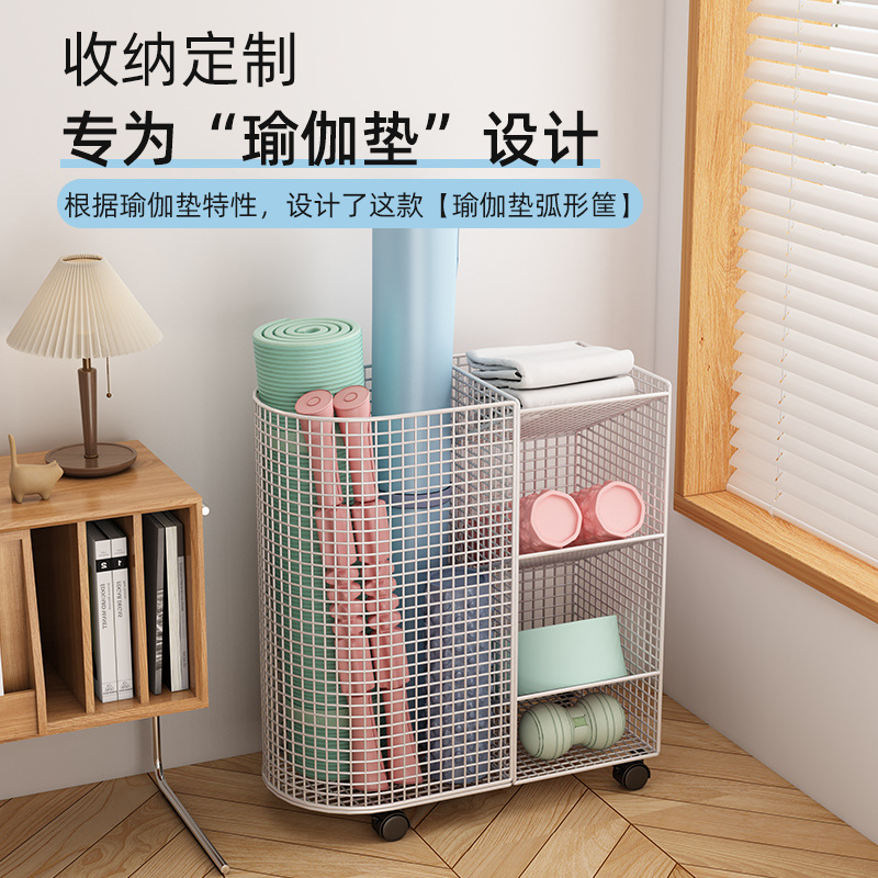 Sports equipment for badminton