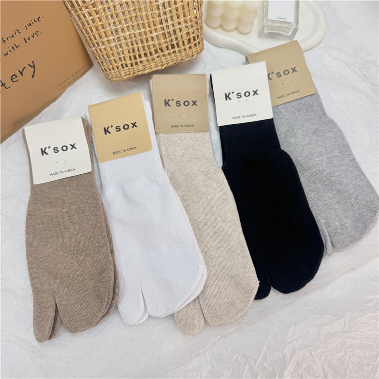 Korean Ksox Dongdaemun Solid Color Pig Toe Socks Combed Cotton Women's Mid-Tube Finger Socks Trendy Korean Ksox Dongdaemun Solid Color Pig Toe Socks Combed Cotton Women's Mid-Tube Finger Socks Trendy
