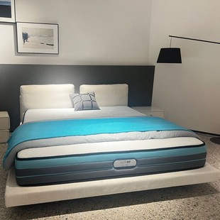 Italian Minimalist Master Bedroom King Bed Park Parker Bed Designer Villa Accessible Luxury High-End Cotton and Linen Fabric Double Bed