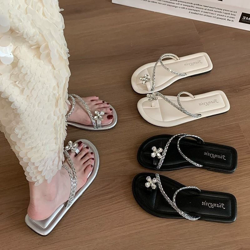 Французские легкие туфли однотонные тапочки женский 2025 летний нишевые дизайн модной обуви иностранные платья