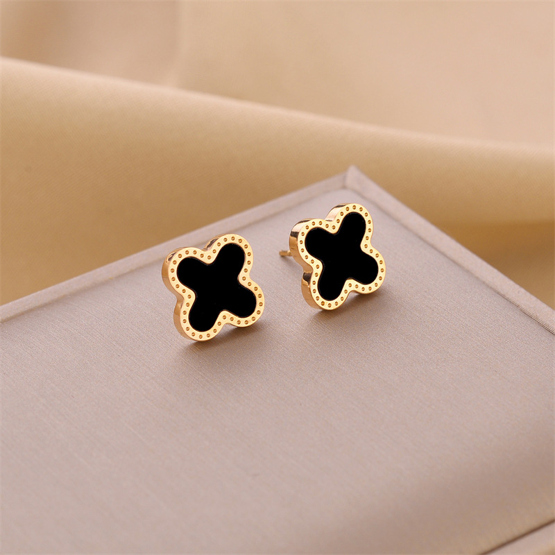 Fashion Four Leaf Clover Titanium Steel Plating Inlay Shell Ear Studs 1 Pair