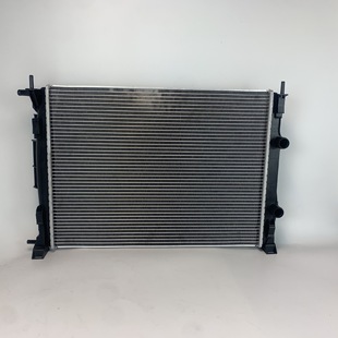 Radiator Factory Direct Sales Suitable for · Lei Renalu Radiator 7711135784/8200115542