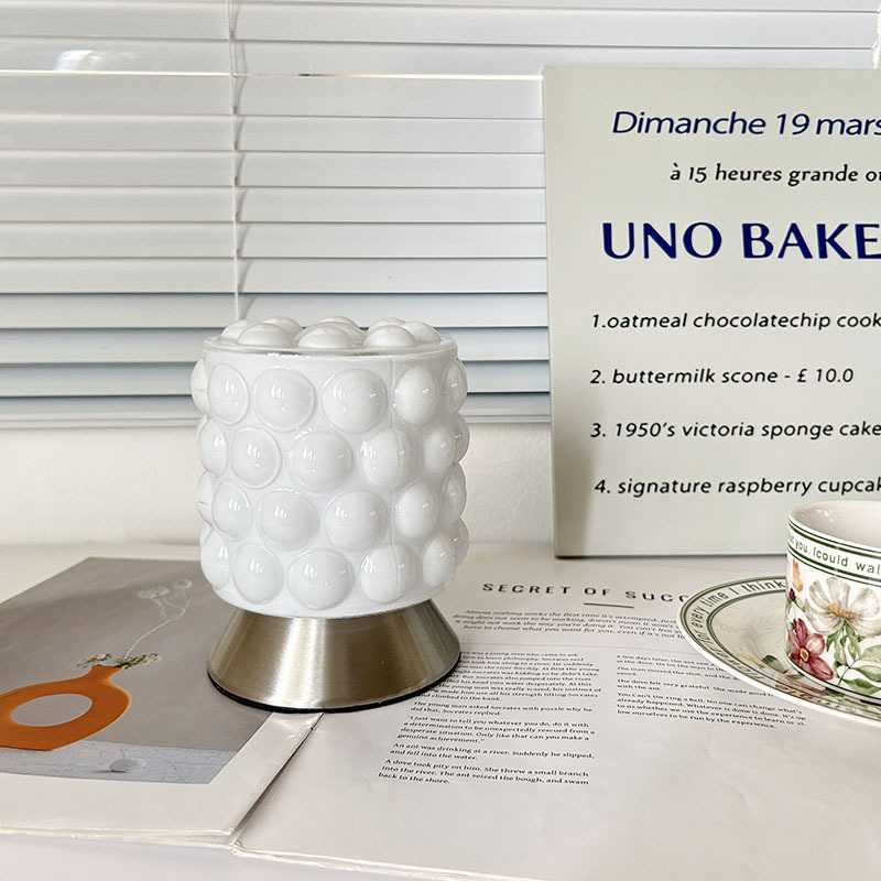 Lámparas de escritorio de burbuja de sueño transfronterizas luces de noche creativas de cabezal de cama luces de atmósfera de ventana de niña decoración de dormitorio