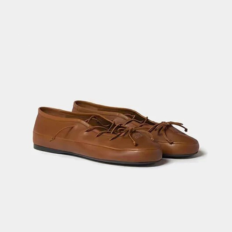 Miu Sports Style Ballet Shoes for Women with Bow Ties, Soft Leather Flats, Comfortable Casual Mary Jane Large Size Shoes