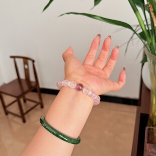 ��Ȼ�R�_��˹�ӱ�͸�R���ִ��һ��\�۾������ˮ���D�\��С�����l