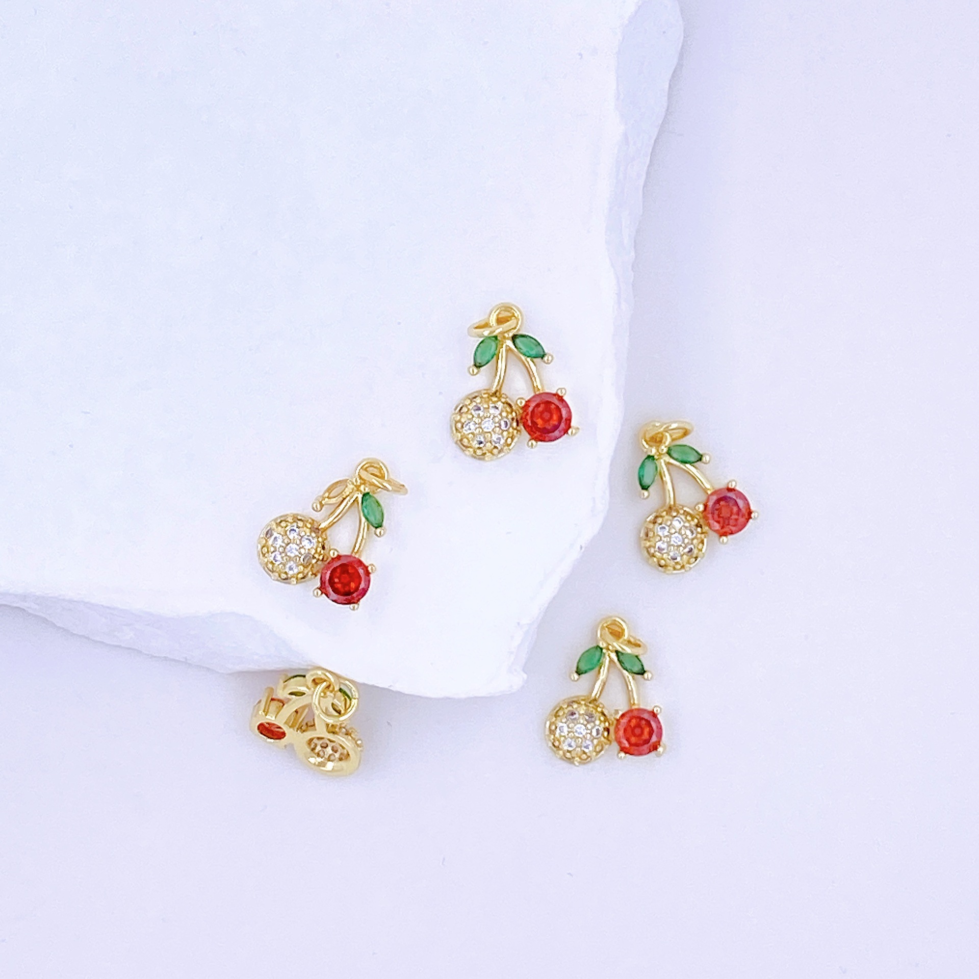 1 Piece Copper Polished Cherry Pendant display picture 3