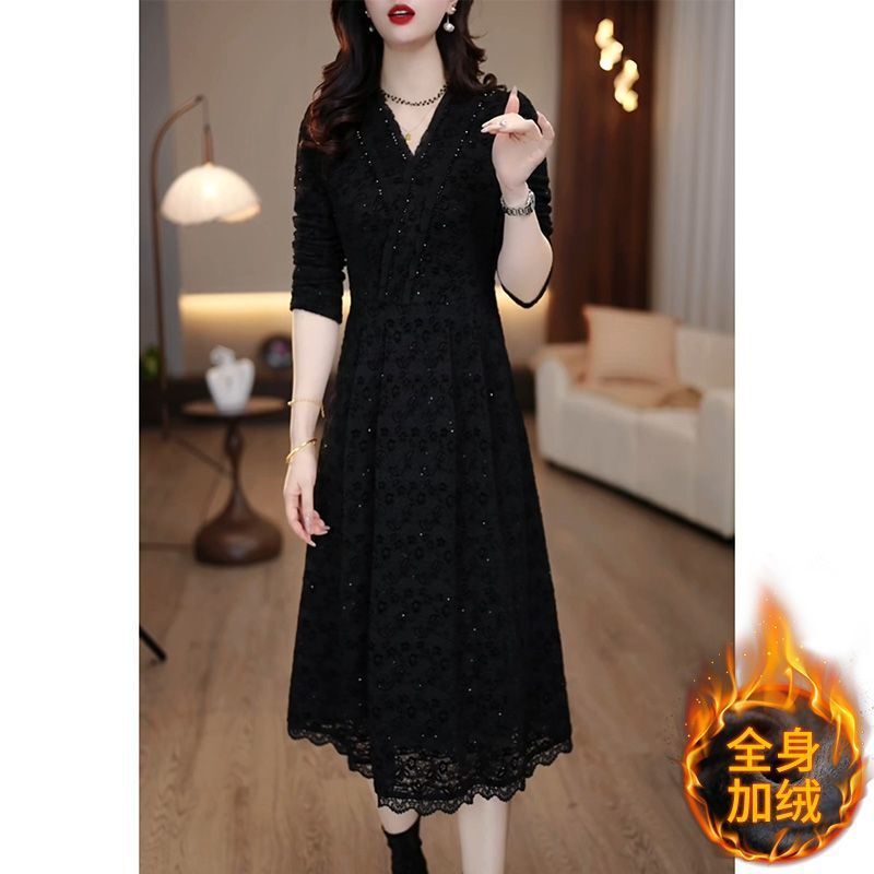 Full Body Velvet Thickened Dress for Women 2025 Autumn and Winter New Style with Coat Mother Long-Sleeved Bottoming Skirt