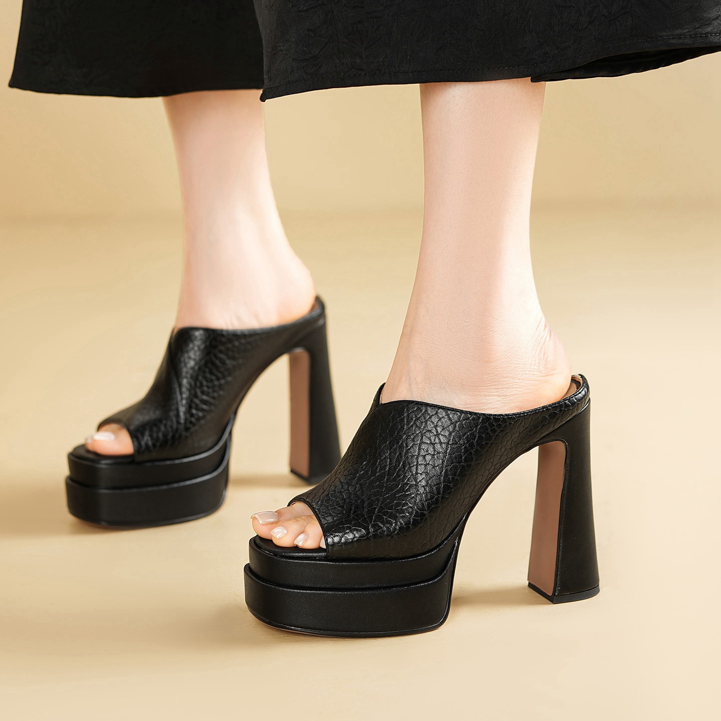 Sandal cao gót nữ mũi hở da bò gót thô đế dày 13 cm — đen