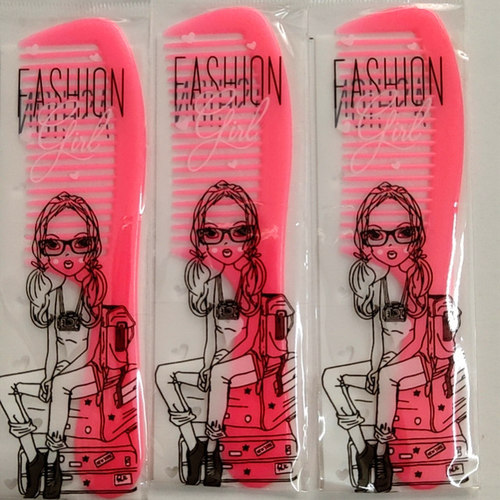 Comb manufacturer wholesale small gift horn comb individually packaged small size discount constant supply beef tendon hairdressing comb