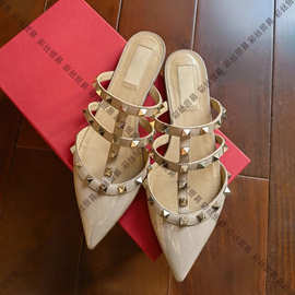 顶版包头尖头半拖鞋女2024新款夏季外穿法式高级铆钉凉拖半托凉鞋