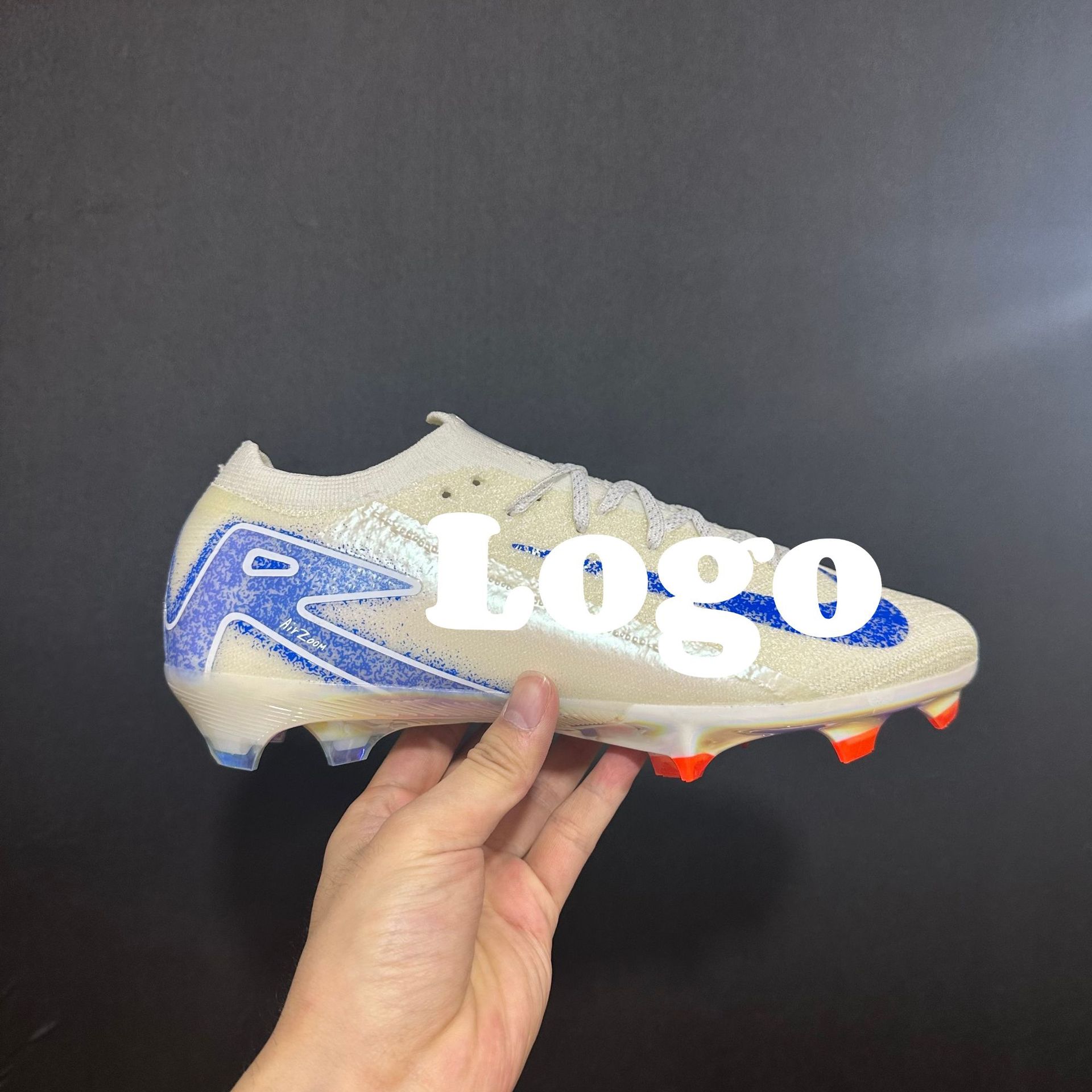 Uşaq və böyüklər üçün futbol butları - Assassin Mercurial modeli