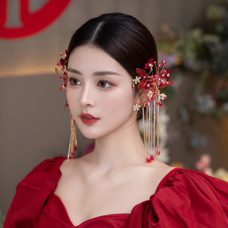 red dress makeup asian New retro chinese qipao dresses headdress wedding party bridal red flower  long tassels XiuHe toast the