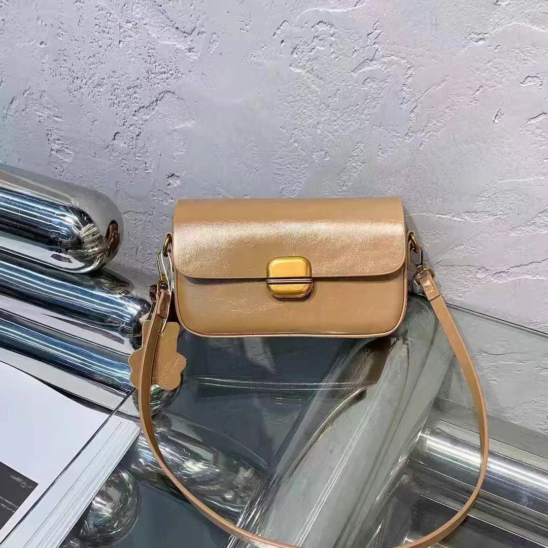 Freizeit kleine High-End-Nische, Kettenölwachsleder-Achseltasche, Damen 2024 neu modisch und vielseitig_voghion.com