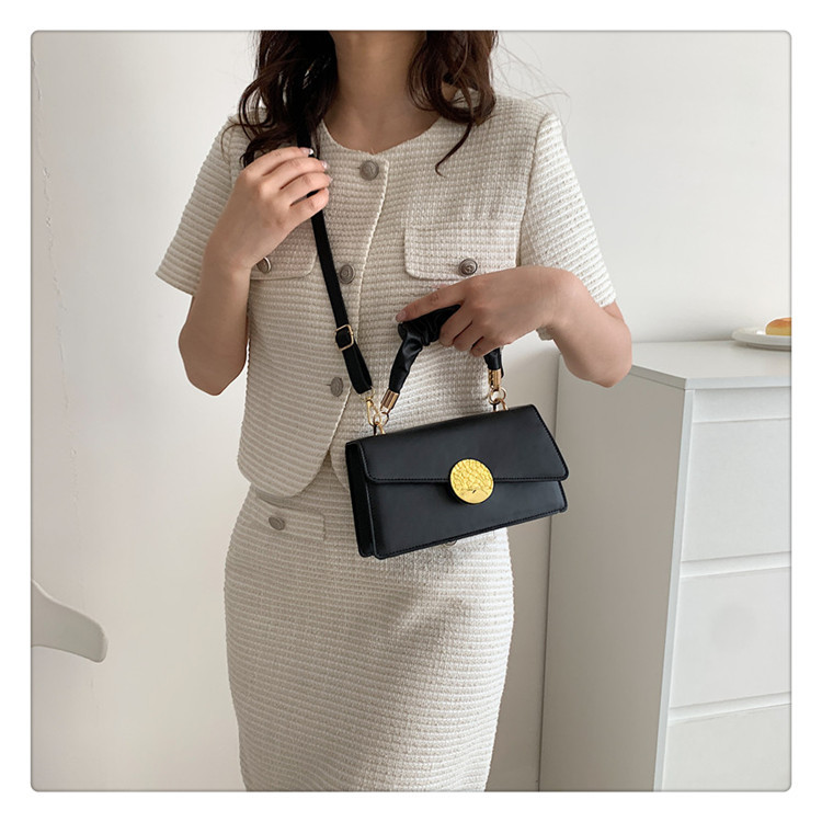 262g Weight Magnetic Buckle Closure Type Single Shoulder Strap Strap Type Crossbody Bag Bags Type Casual, Holiday Occasion Pu Leather Material Solid Color Pattern All Seasons Season Women's Gender Streetwear Style Square Shape Medium Size Women's Medium Pu Leather Solid Color Streetwear Square Magnetic Buckle Crossbody Bag 11