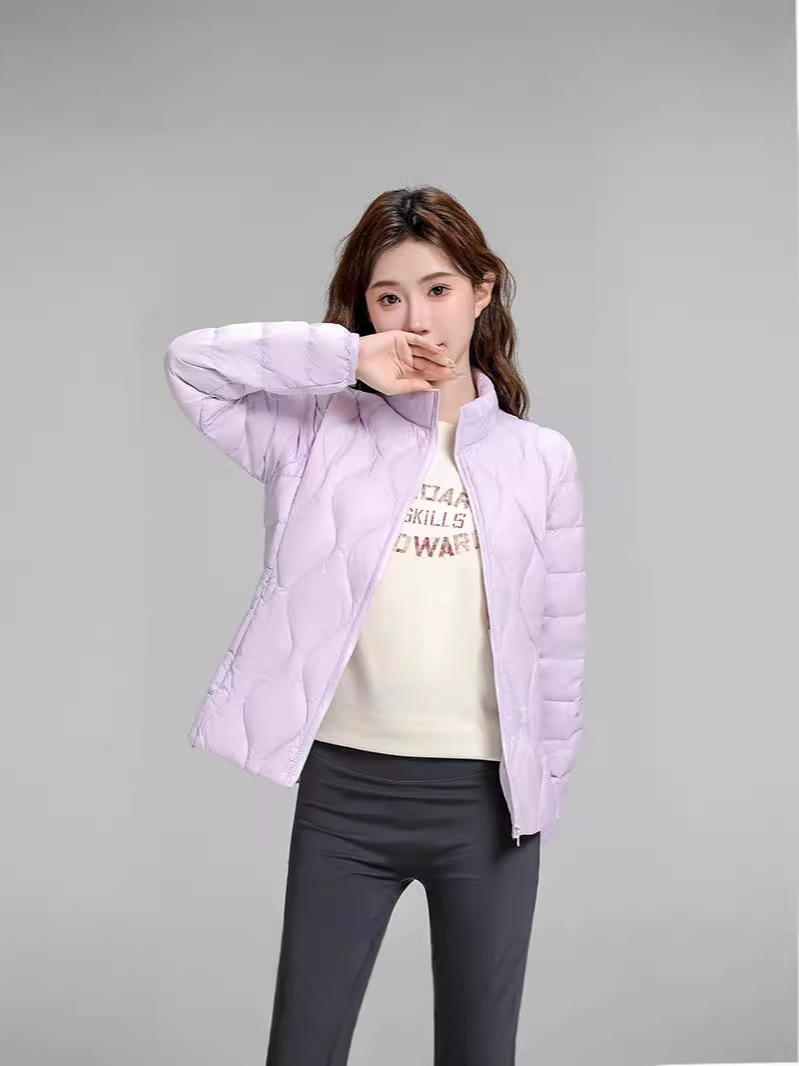 Chaqueta de plumón casual ligera de mujer moda polifacética blanca ligera caliente invierno y otoño abrigo delgado grande