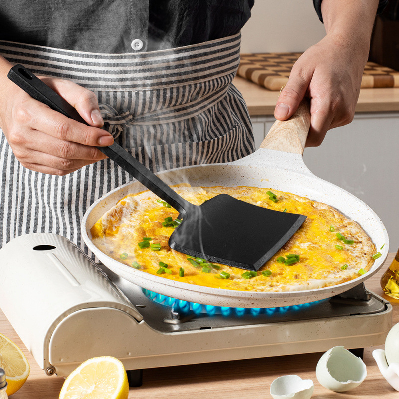 Cross-Border Silicone Wide Spatula for Home Use, Non-Stick Pan Tamagoyaki Spatula, Kitchen Non-Stick Cooking Silicone Wide Spatula