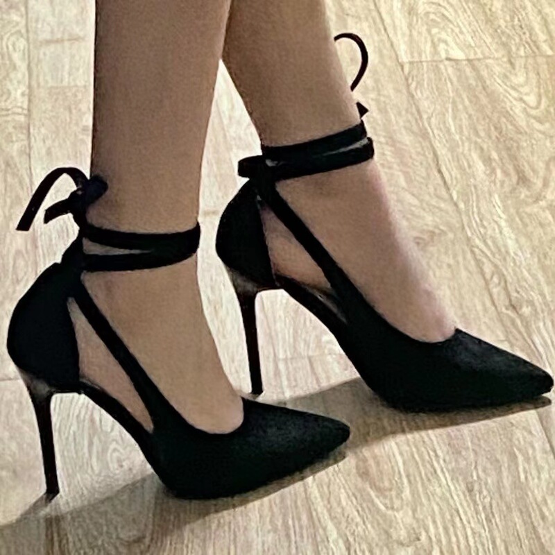 Black Large Size High-heeled Shoes Niche Design 2023 New Sexy Cross Strap Pointed Toe Shallow Mouth Elegant Single-layer Shoes