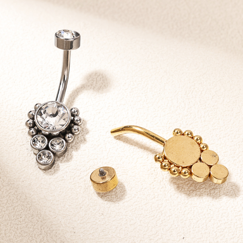 Pointed titanium steel lip stud product view