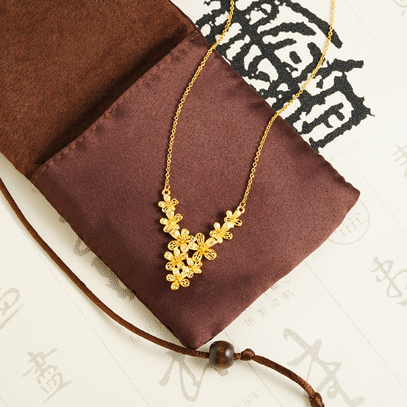 Collar de flores de oro de arena chicas moda alta sensación ligera de lujo accesorios Yiwu no se desvanecen joyas al por mayor