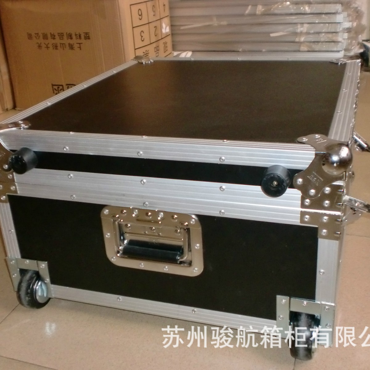 上海厂家供应铝合金箱+航空箱+展会箱仪器箱