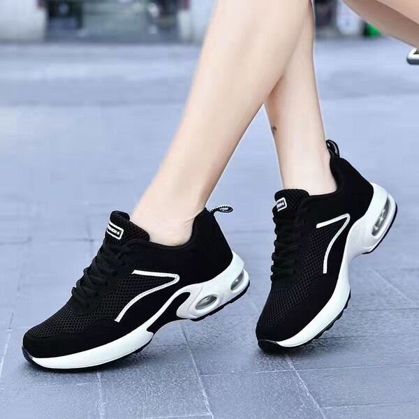 casual fashionable black comfortable sports sneakers platform