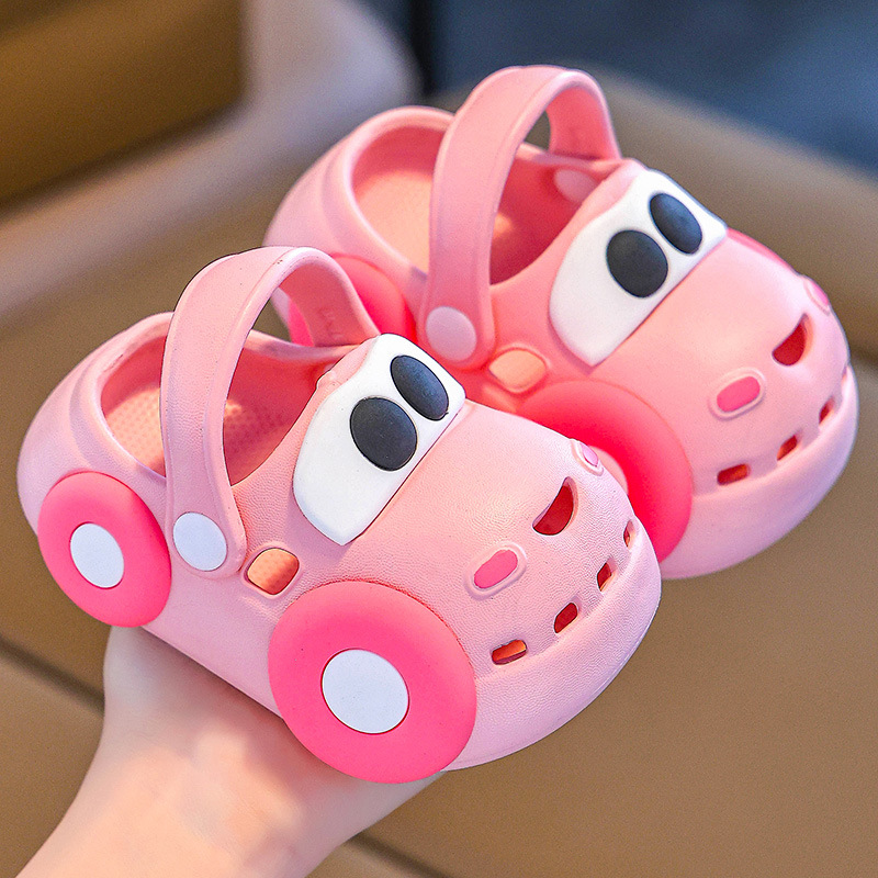 Zapatos con agujeros para bebés 1 año 3 interior impermeable anticolisión Baotou zapatillas para niños verano niño niña niño bebé