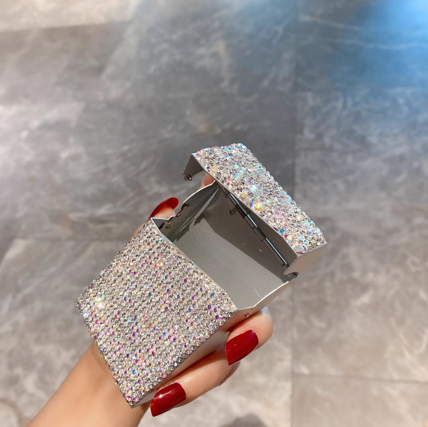 Estuche de Cigarrillos de Lujo Ligero con Incrustaciones de Diamantes para Mujer, Encendedor Electrónico a Prueba de Viento con Diamantes, Juego de Regalo de Cigarrillos para Comercio Exterior Transfronterizo
