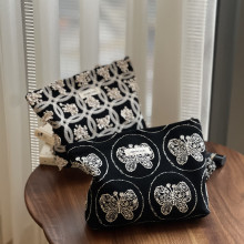 【素希布包】优雅气质蝴蝶海葵刺绣帆布拉链小方包化妆包女士手袋