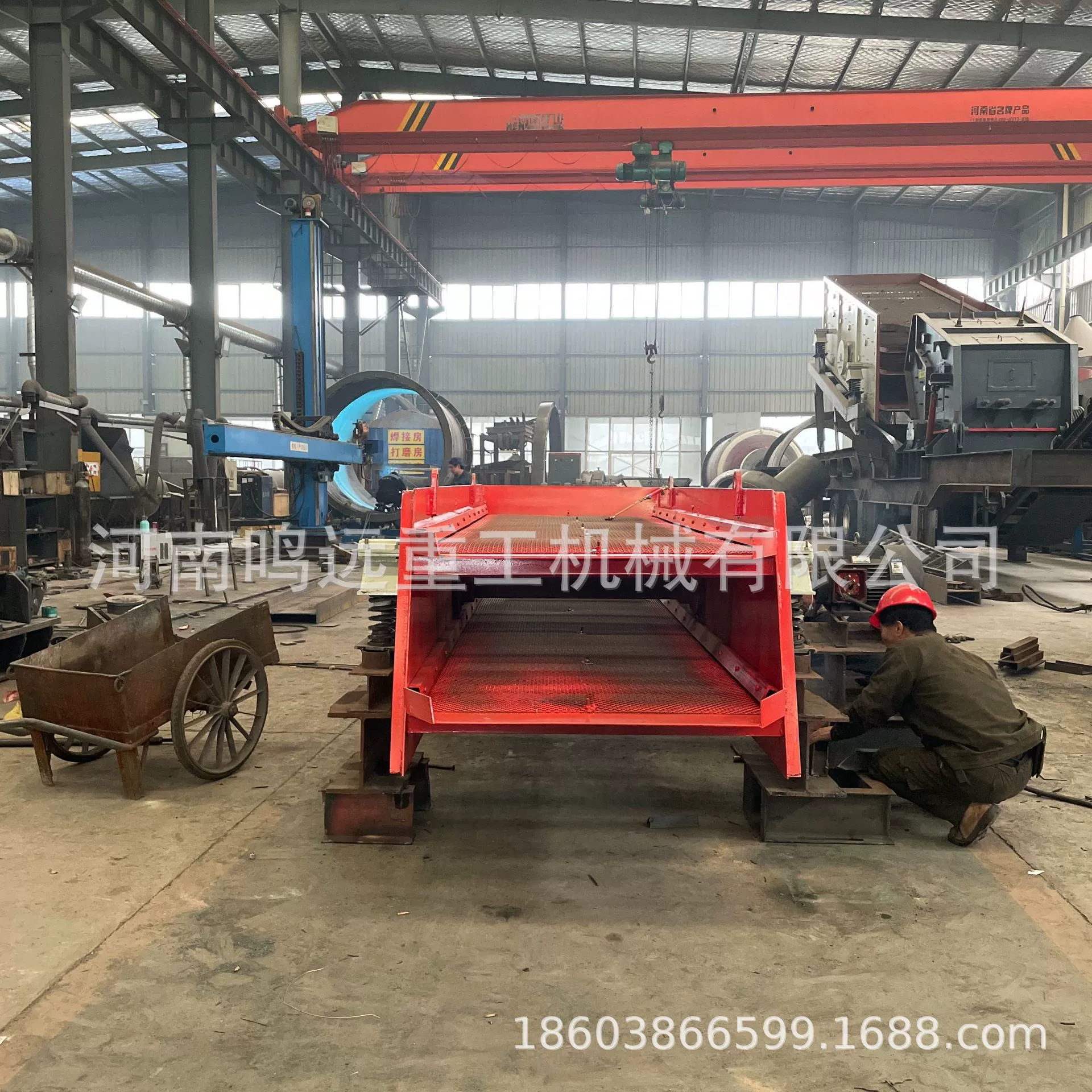 Просеивание песчаника Вибрационный грохот круглый вибрационный грохот Шахтное сито Песчано-гравийное сито Вибрационная машина